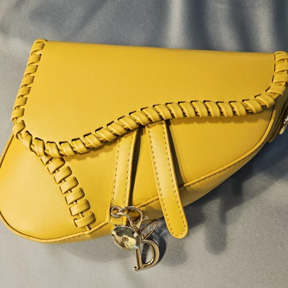SPRING SALE!! Yellow Commuter Designer Women's Bag - Picture 9 of 9